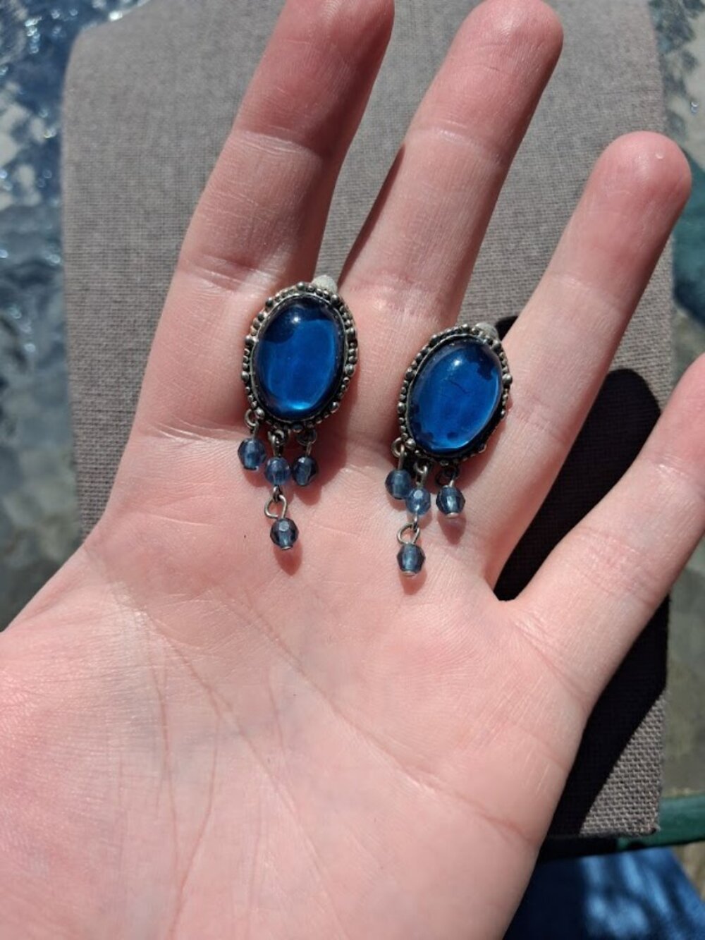Vintage Blue stoned clip on earrings